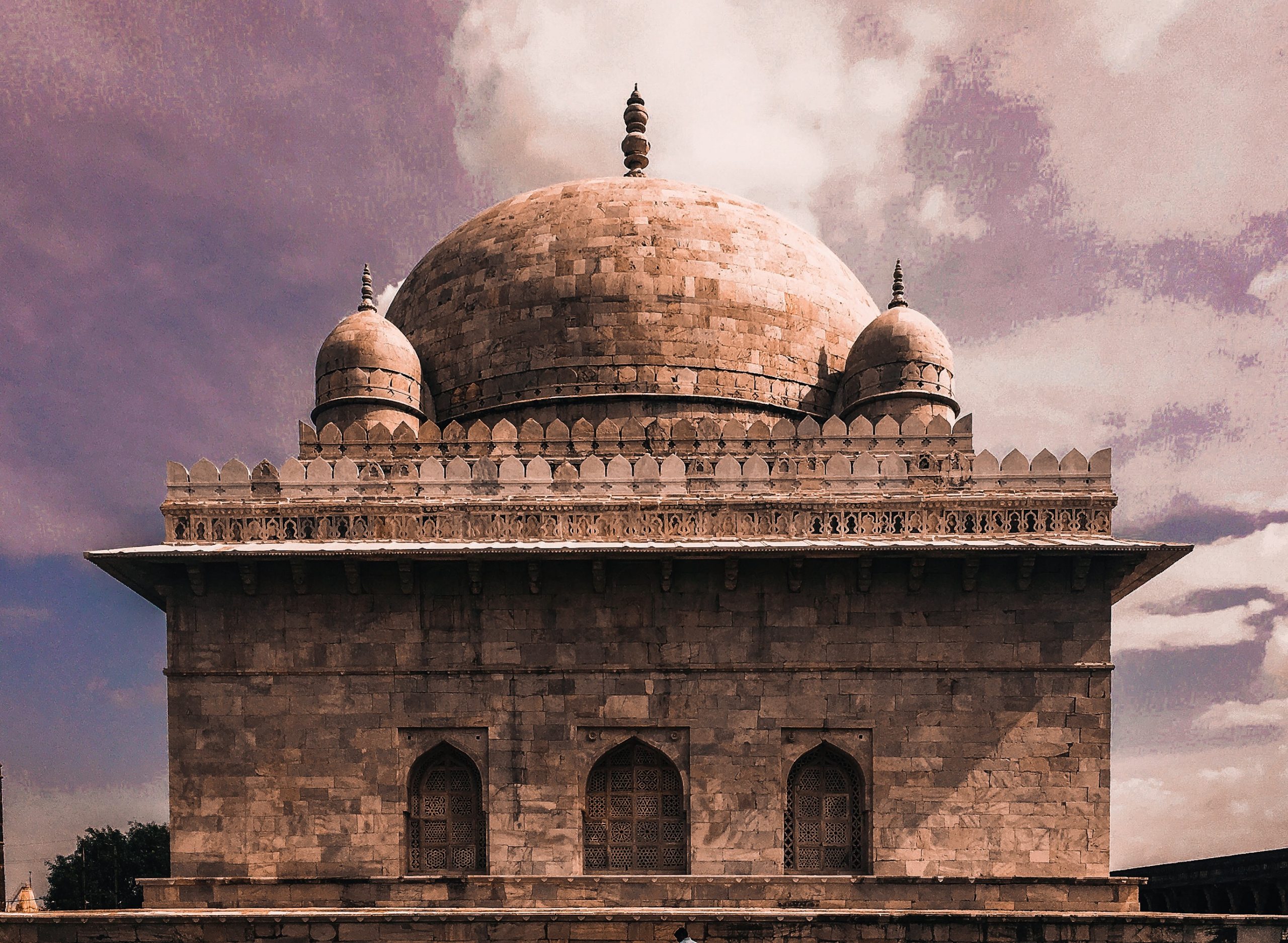 हुशंग शाह किला -होशंगाबाद