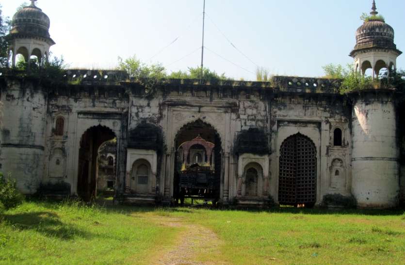 गोविंदगढ़ महल - रीवा