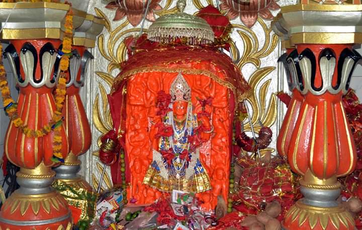 नक्खी माई मंदिर - मंडला