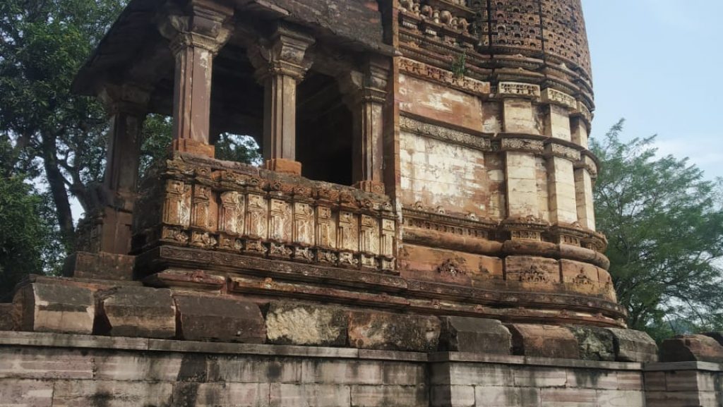 चंद्रेह शैव मंदिर व मठ - सीधी