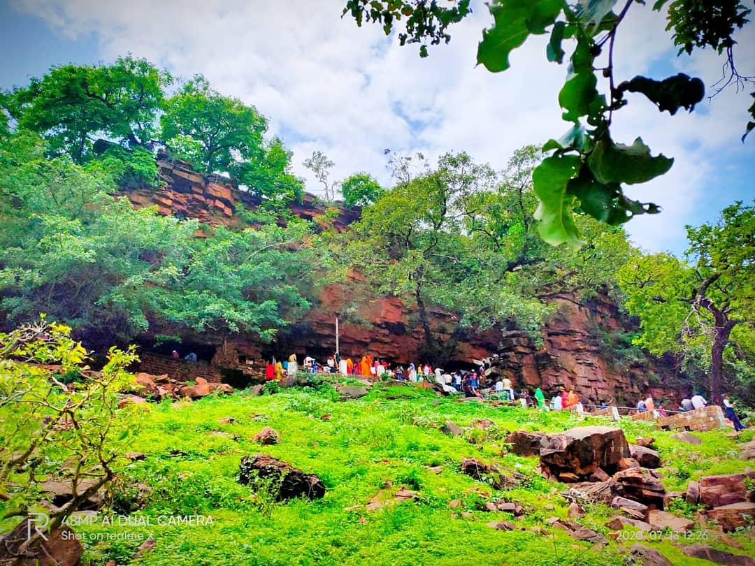 केदारनाथ मंदिर - गुना