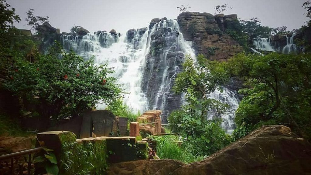 तीरथगढ़ जलप्रपात