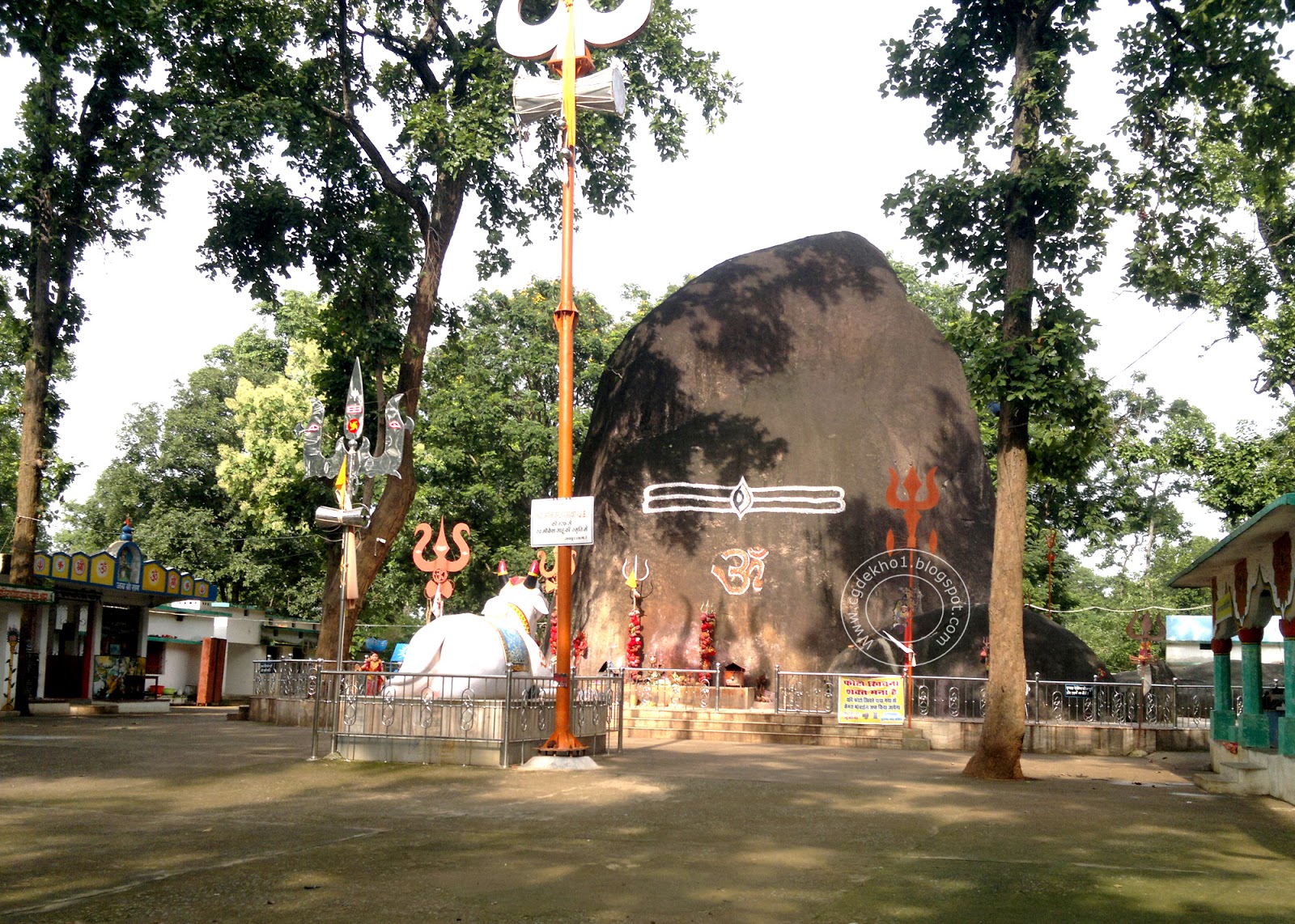 भूतेश्वरनाथ मंदिर