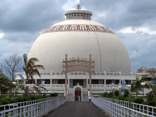 दीक्षाभूमि स्तूप