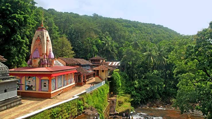 धूतपापेश्वर मंदिर