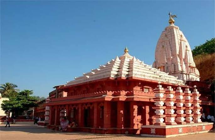 स्वयंभू गणपति मंदिर