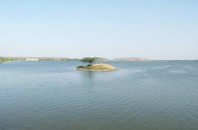 लालपारी झील राजकोट
