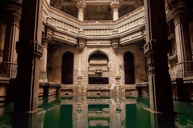 अडालज स्टेपवेल / अडालज बाव गांधीनगर (Adalaj Stepwell, Gandhinagar)