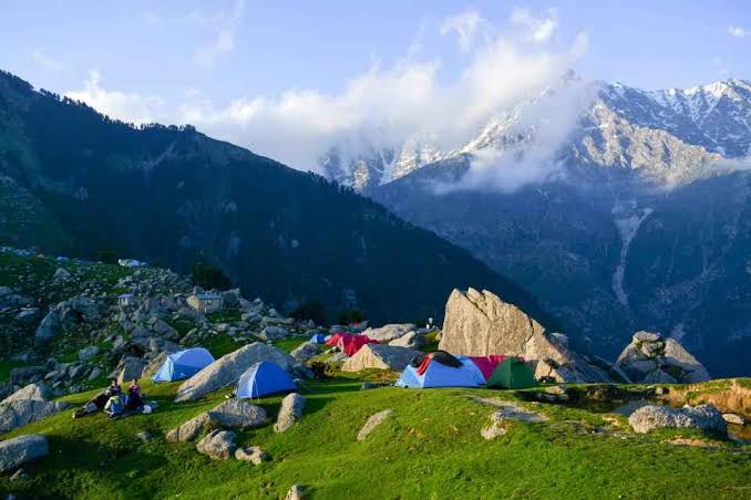 बकरोटा हिल्स डलहौजी Dalhousie (Bakrota Hills Dalhousie)